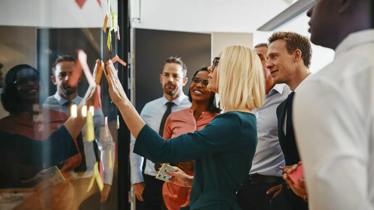 Travail d’équipe à l’occasion d’un séminaire d’entreprise